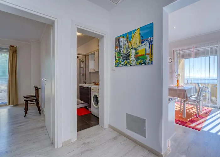 Appartamento Silvana-4 By Interhome